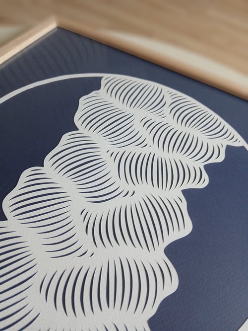 30x30cm.papercut, Marineblå, indrammet  (2)