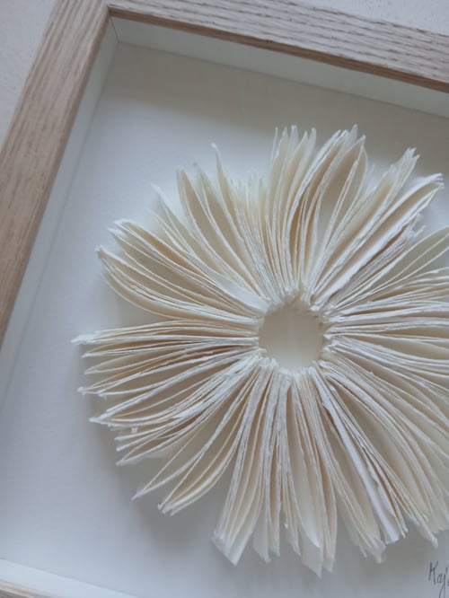 20x20cm, relief, hvid, indrammet  (3)