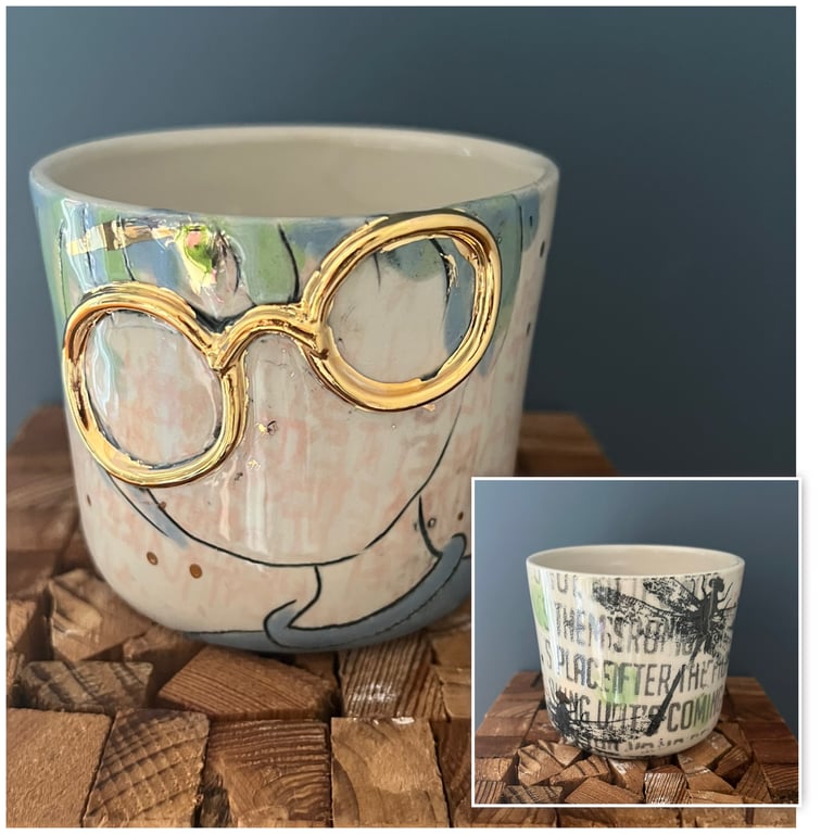 "Dejlige Damer" kop, Støbt