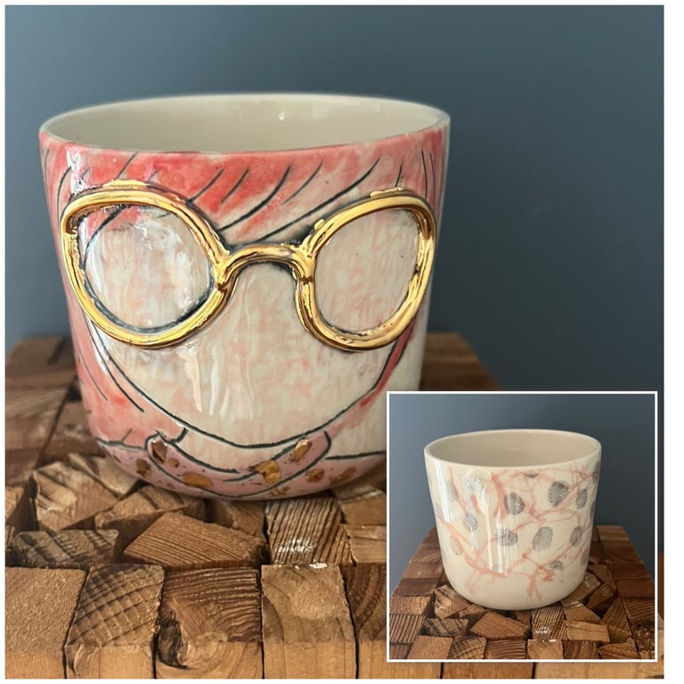 "Dejlige Damer" kop, støbt