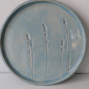 Frokosttallerken med lavendel lyseblå  – produktbillede