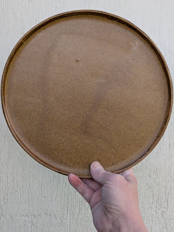 Middagstallerken brun