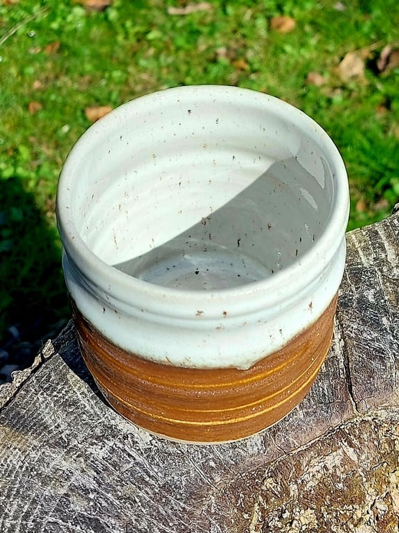 Kop uden hank med 2 glasur farver.  billede 3