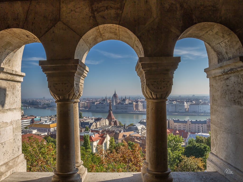 Sommerdag ved Donau: Udsigten over Budapest