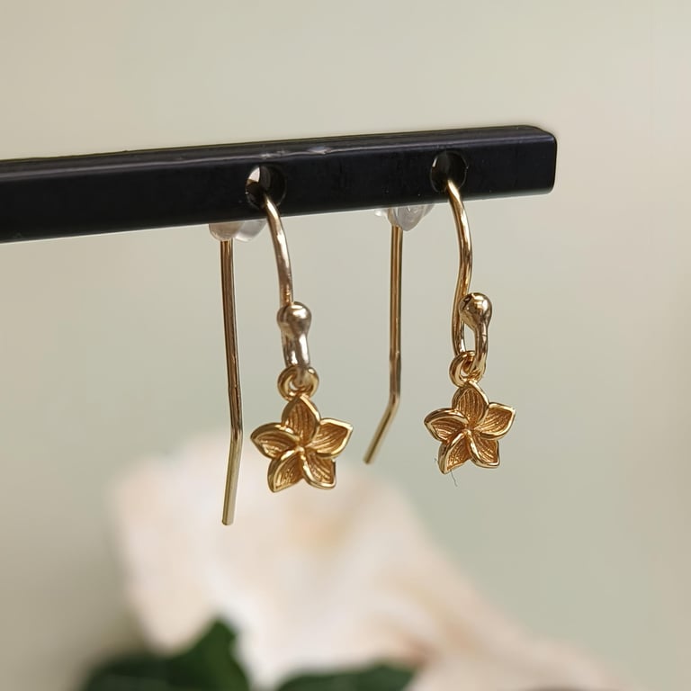 Elfenben blomst øreringe - ørekroge