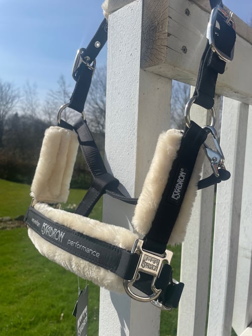 Eskadron/ Fauxfur Double Pin Grime (2)