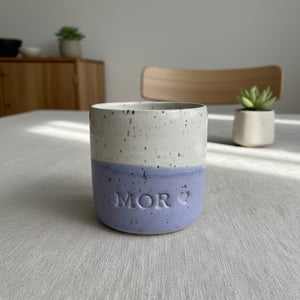 Mor kop lilla. 310 ml. H: 8 cm – produktbillede