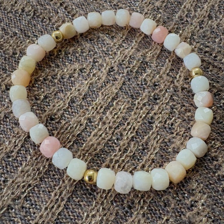 Pink opal armbånd 4mm