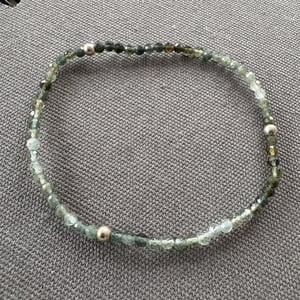 Blå turmalin armbånd 3mm – produktbillede