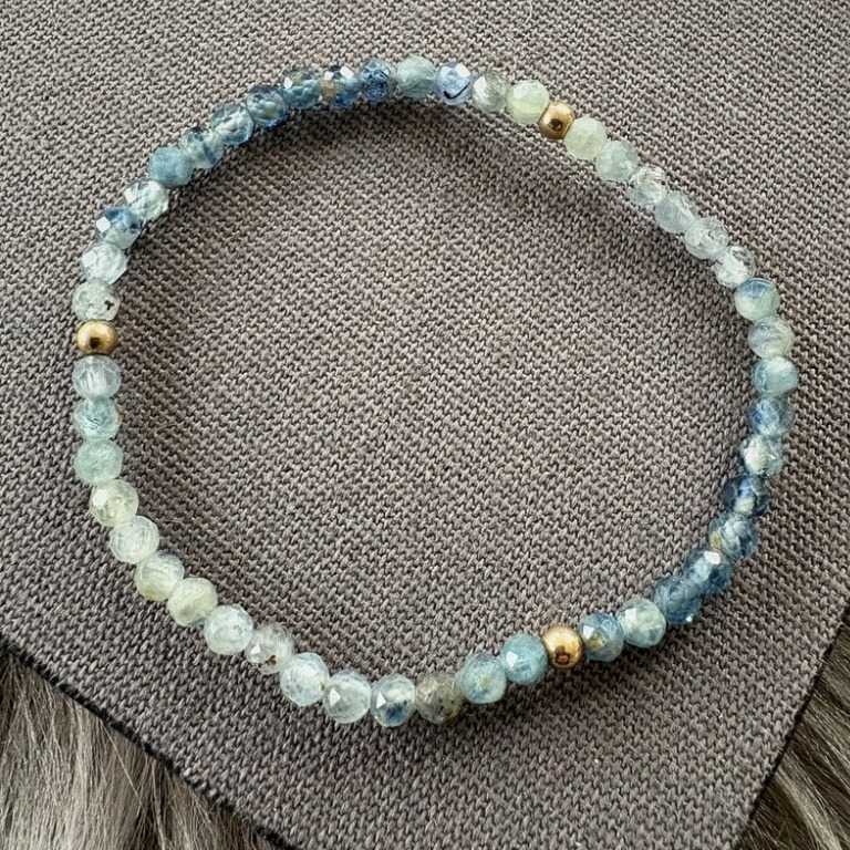 Blågrøn kyanit armbånd 3mm