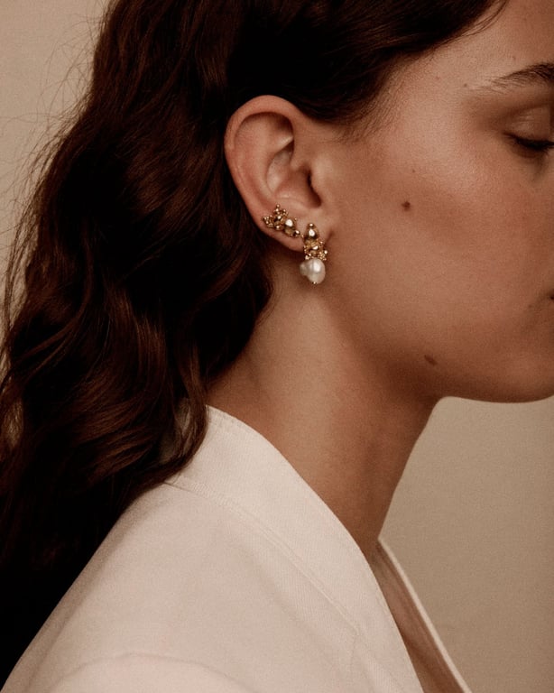 Bubble Bug Pearl øreringe i sølv med 18 kt forgyldning