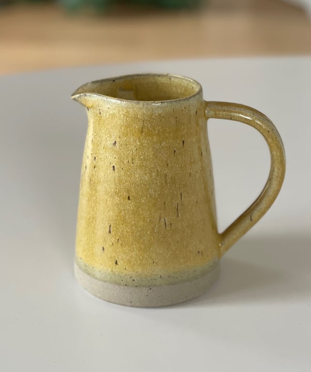 Mælkekande m/hank, hørgul - 0,5 liter