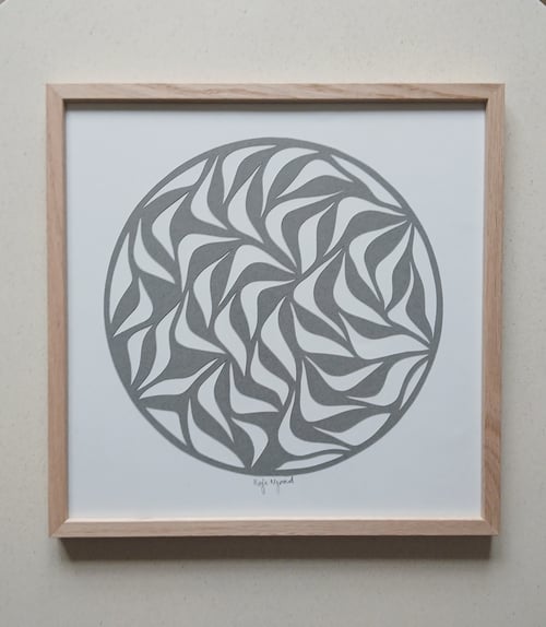 30x30cm, papercut, stengrå, indrammet 