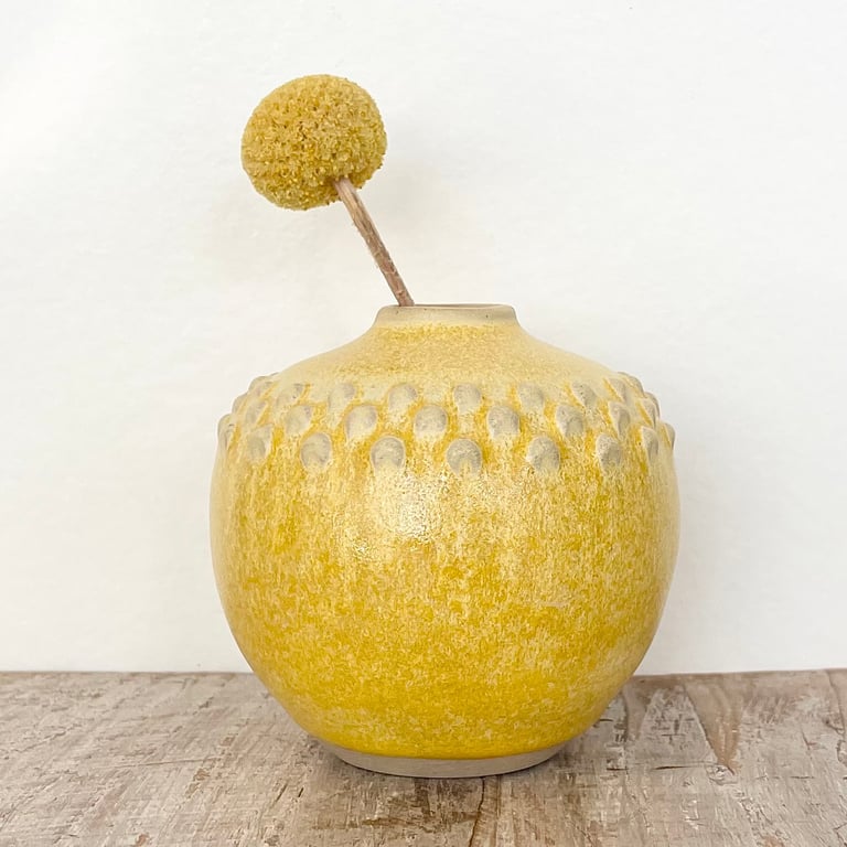 Minivase med gul glasur