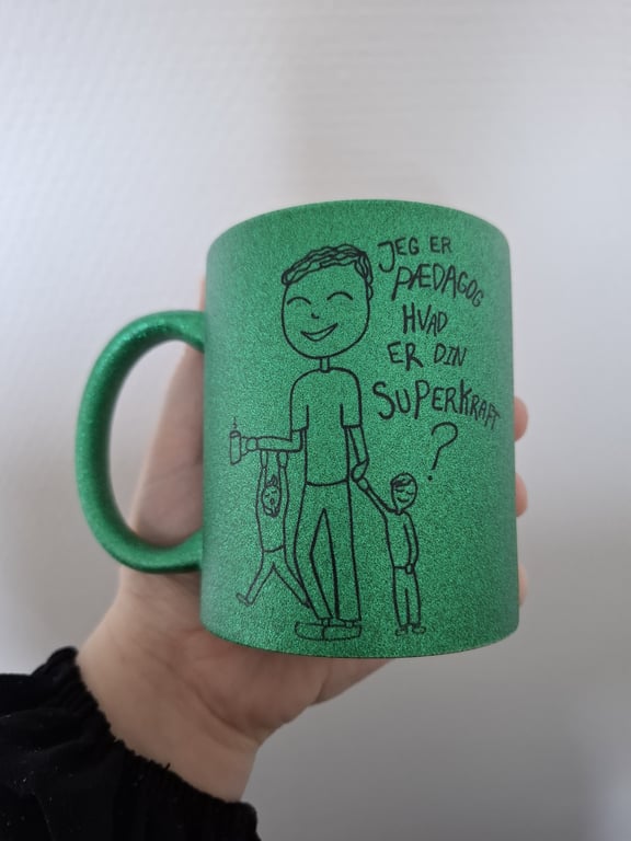 Krus: Jeg er pædagog, hvad er din superkraft (kort hår) Grøn Glimmer billede 2