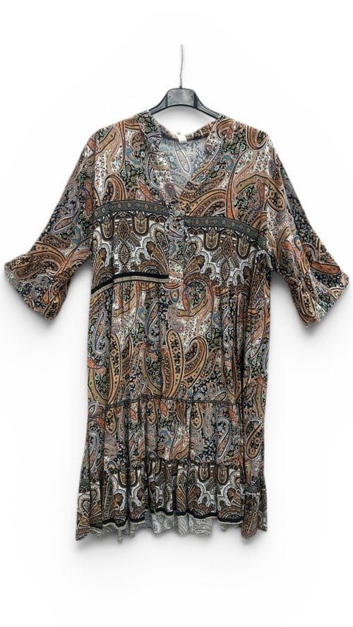 Jasmin Tunic/dress. Black w paisley. Onesize 36-40. (2)
