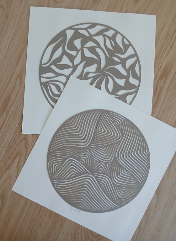 30x30cm, papercut. khaki, indrammet  billede 3