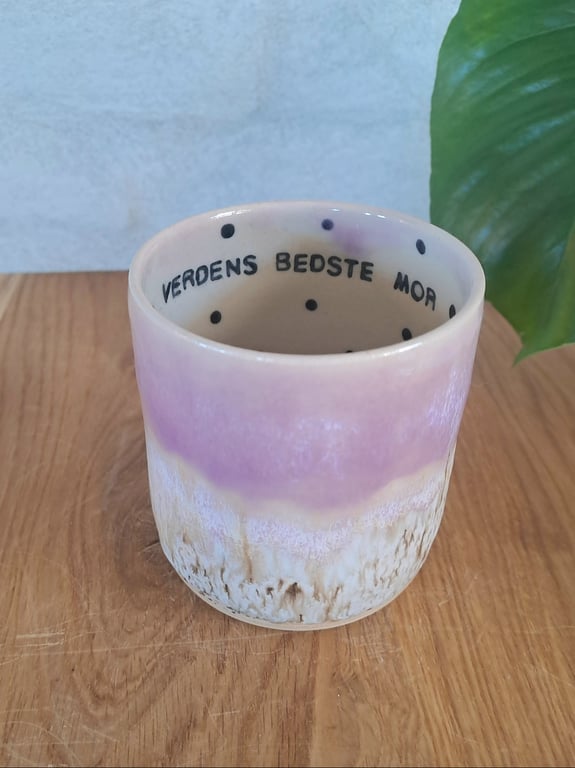 Verdens bedste mor koppen kan indeholde 400 ml.