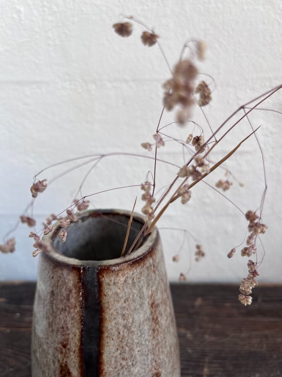 Vase, sand med sort slids billede 2