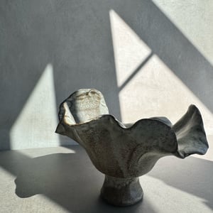 skål - BLØDT - mørk model  – produktbillede