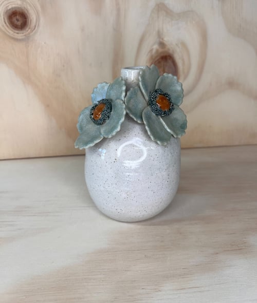 Lille vase med grønne blomster  (2)