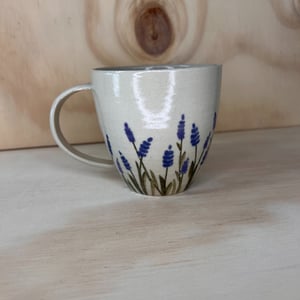 Kop med lavendel  – produktbillede