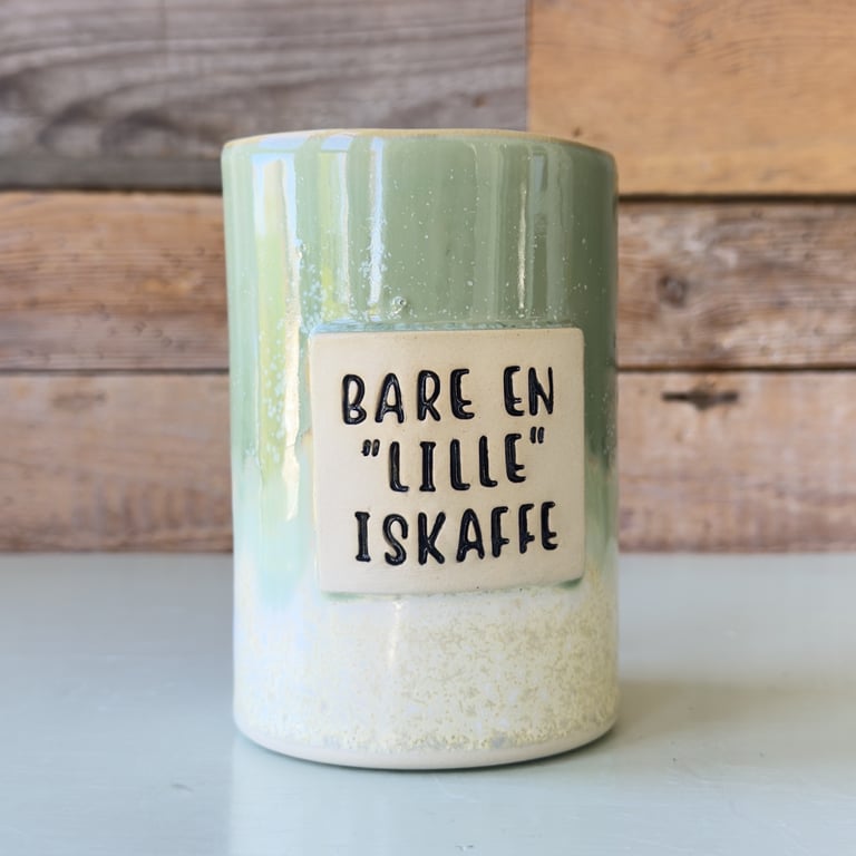 Bare en lille iskaffe