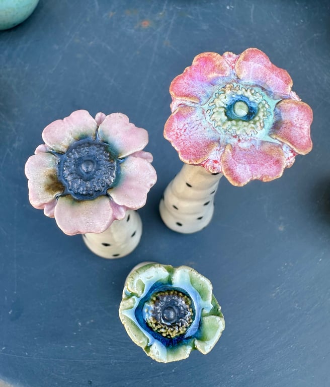 3 blomster, reserveret