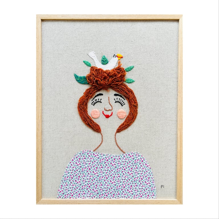 En fugl i håret – broderi 30 x 40 cm