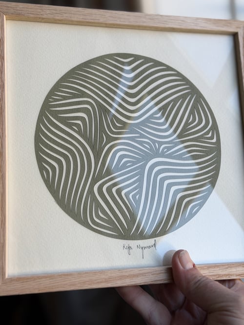 20x20cm, papercut, oliven, indrammet  (3)