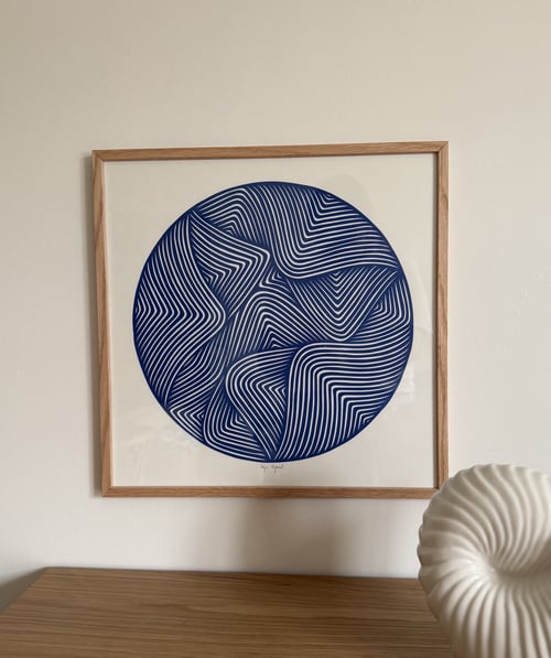 40x40cm, papercut, kongeblå, indrammet  (3)