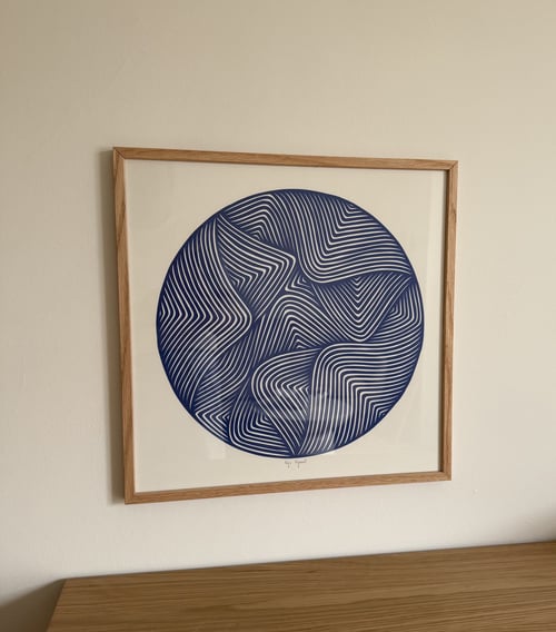 40x40cm, papercut, kongeblå, indrammet  (9)