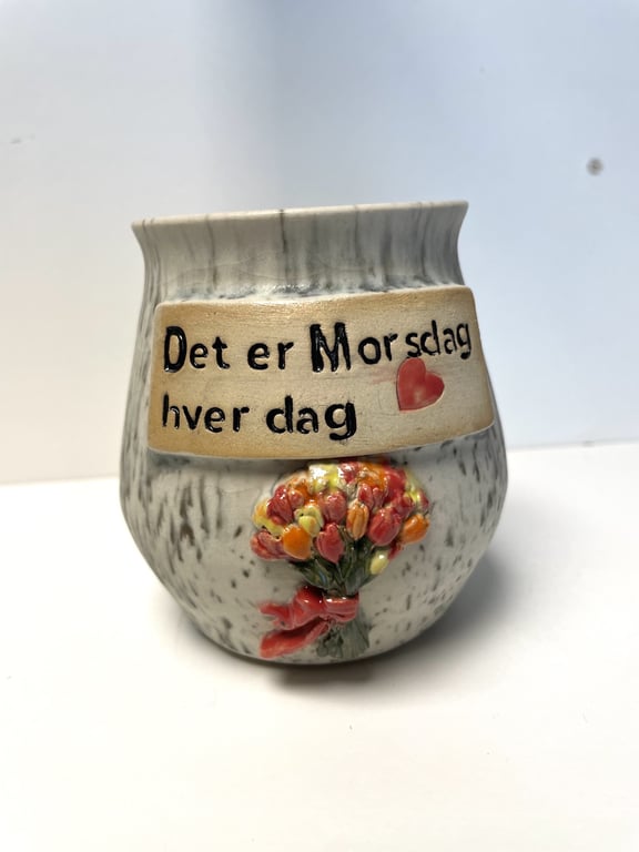 Keramik krus med tekst - Det er morsdag hver dag  billede 2