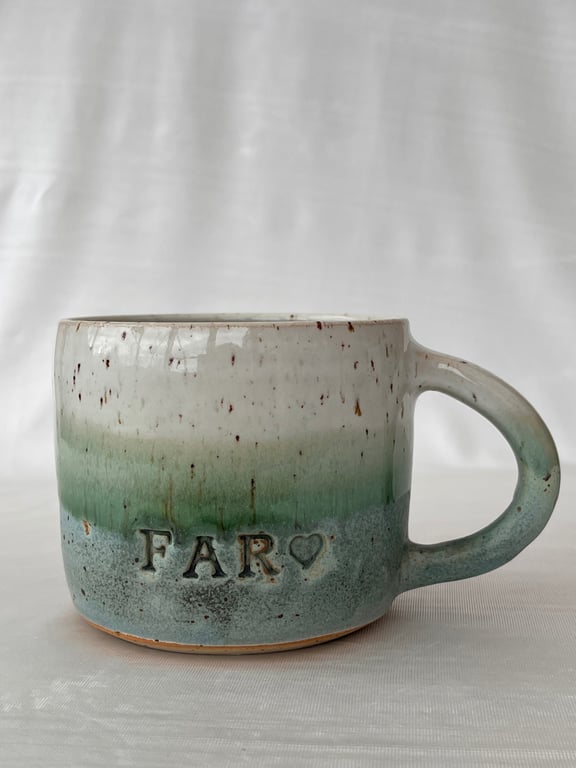 Far kop grøn. 340 ml. H: 7,5 cm