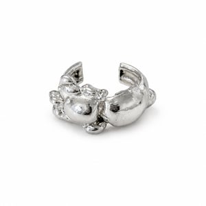 Bubble Bug cuff i sølv – produktbillede