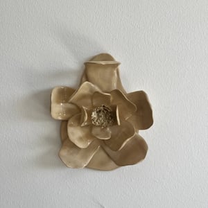 Blomsterrelief – produktbillede
