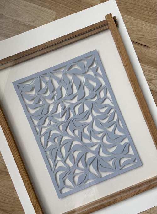 40x50cm, papercut, stålblå, indrammet  (5)