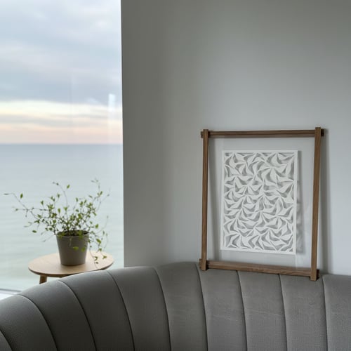 40x50cm, papercut, hvid, indrammet 
