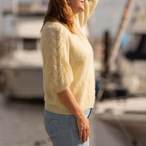 Twist a sleeve SUMMER- Strikkeopskrift (dansk PDF) – produktbillede