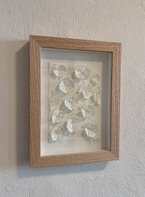 A5, 3D papercut, hvid, indrammet  (3)