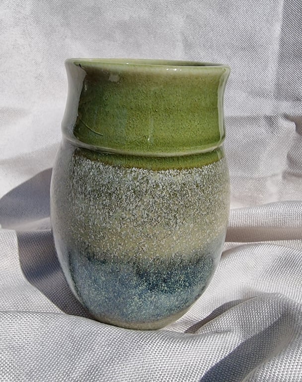 Vase I smukke grønne nuancer.