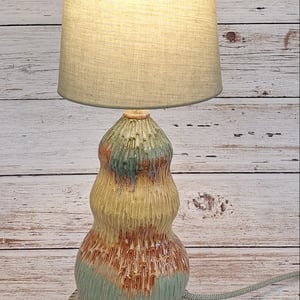 Lampe m. skærm – produktbillede