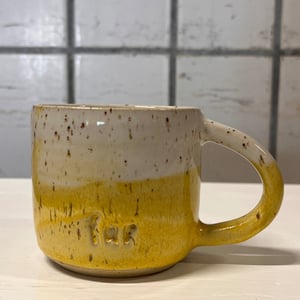 Gul far kop. 290 ml. H: 7,5 cm – produktbillede