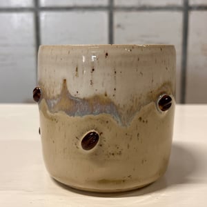 Kaffebønne kop. 340 ml. H: 8,5 cm – produktbillede