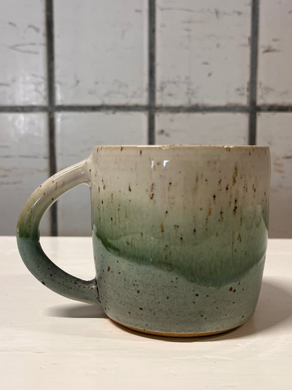 Grøn far kop. 400 ml. H: 8,5 cm billede 2