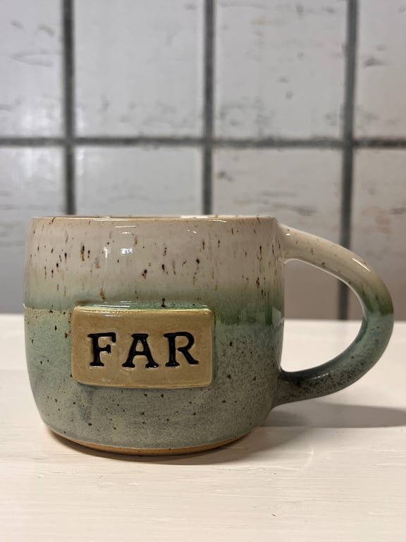 Grøn far kop. 360 ml. H: 7,5 cm