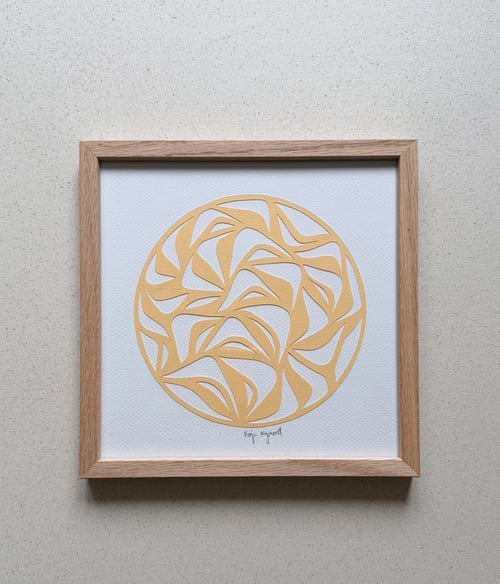 20x20cm, papercut, banana, indrammet 