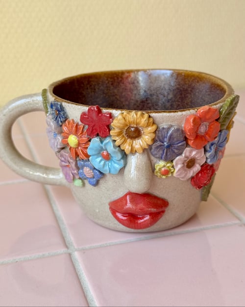 Blomsterpige kop - brun