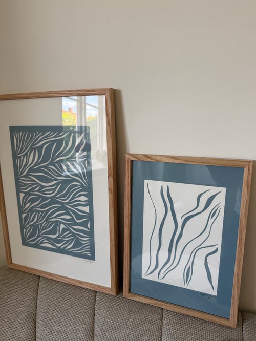 A3, papercut, dueblå, indrammet  (3)