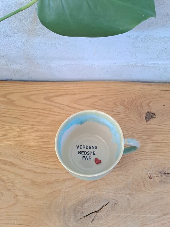 Verdens bedste Far koppen kan indeholde 325 ml.